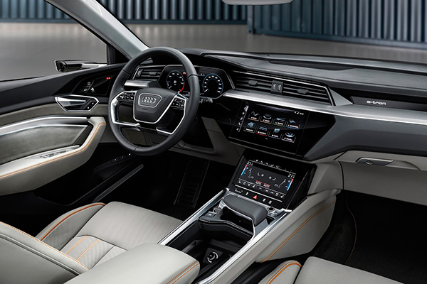 audi-e-tron-2020-interior.jpg