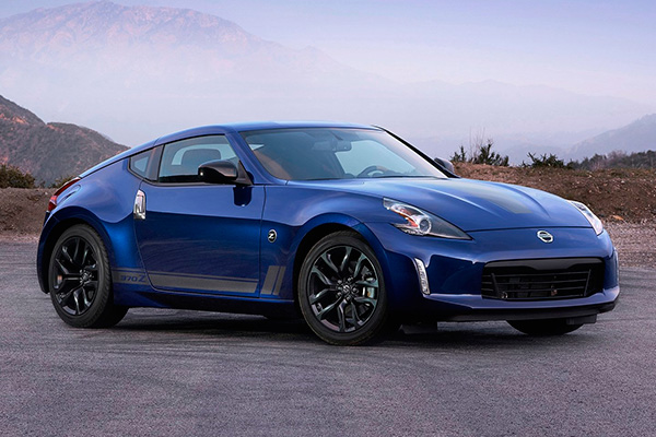 nissan-370z-heritage-edition.jpg