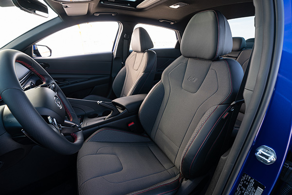 hyundai-elantra-n-line-2021-interior.jpg