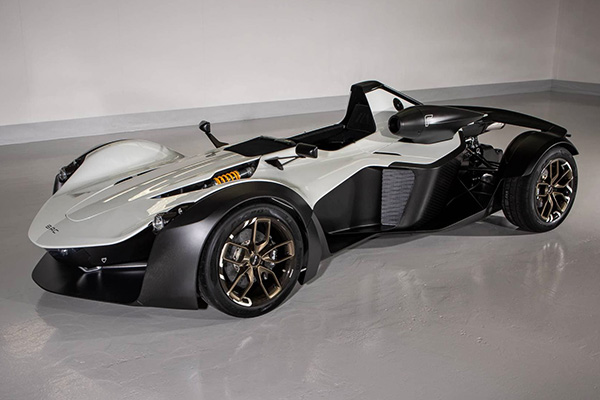 bac-mono-r-2020.jpg