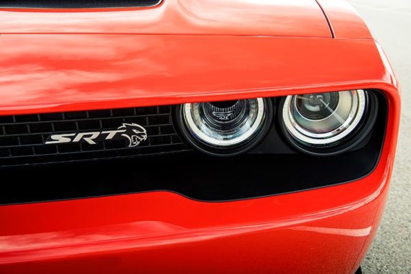 dodge-challenger-srt-super-stock-2020-faro.jpg