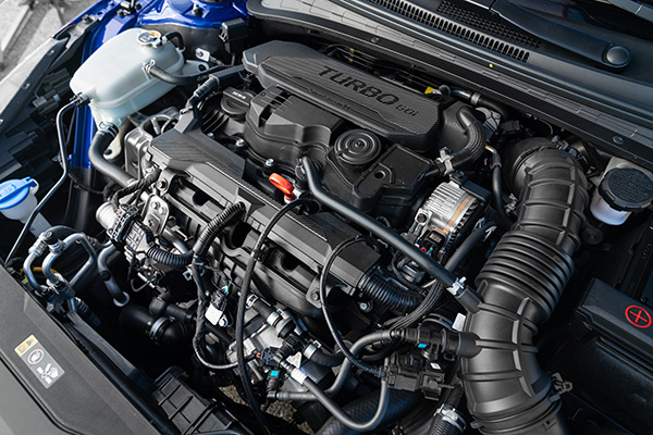 hyundai-elantra-n-line-2021-motor.jpg