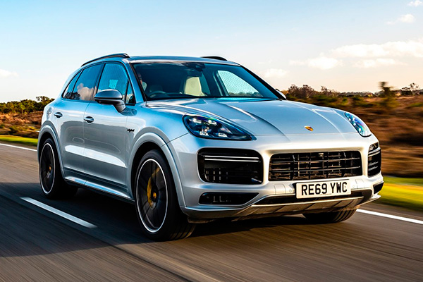 porsche-cayenne-turbo-s-e-hybrid-2020.jpg