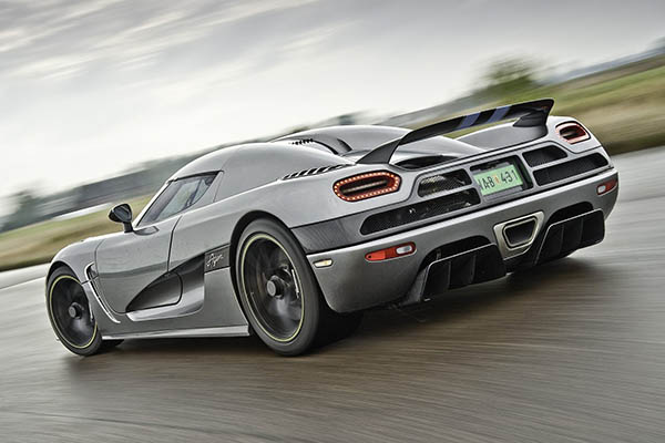 koenigsegg-agera-2011.jpg