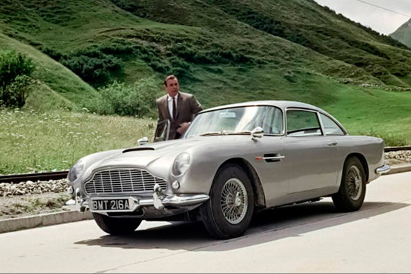 james-bond-007-sean-connery-aston-martin-db5.jpg