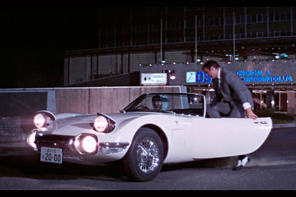 james-bond-007-sean-connery-toyota-2000-gt.jpg