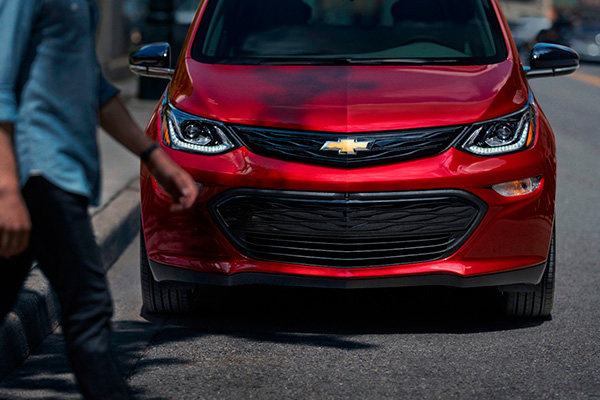 chevrolet-bolt-ev-2020-parrilla.jpg