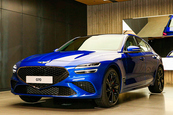 genesis-g70-2022-frente.jpg