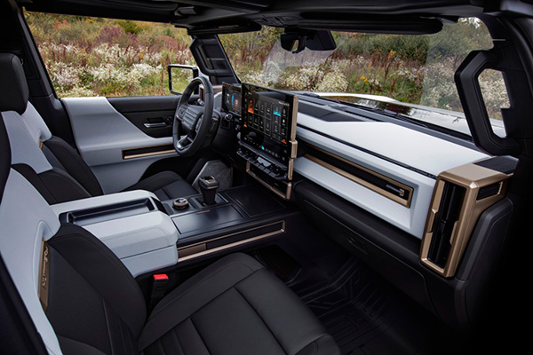 gmc-hummer-ev-2022-interior.jpg