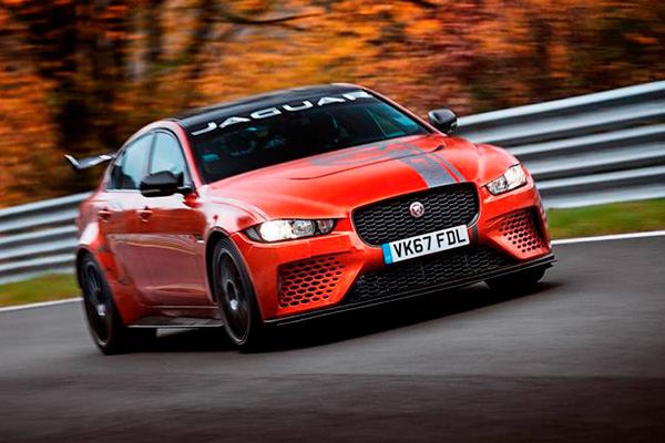 jaguar-xe-sv-project-8-nurburgring.jpg