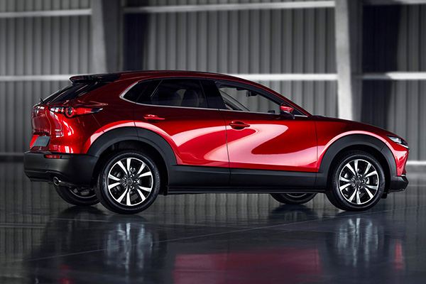 mazda-cx-30-2020-trasera.jpg