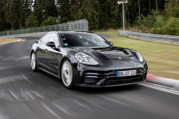 porsche-panamera-2021-nurburgring.jpg