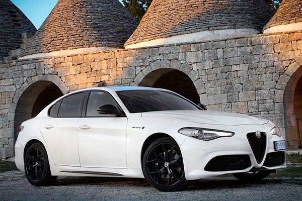 alfa-romeo-giulia-2020-tesla-recalls.jpg