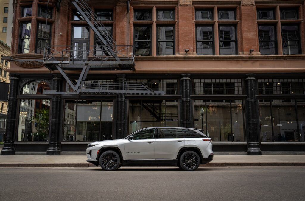 2024 Jeep® Wagoneer S Launch Edition